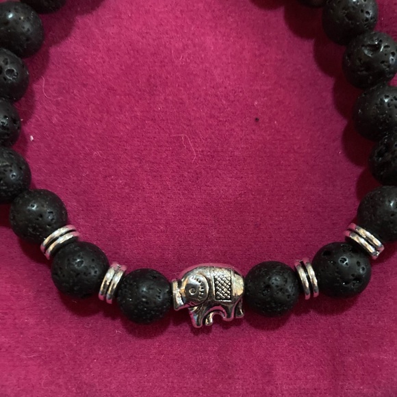 Elephant Diffuser Women Bracelet - Picture 5 of 5